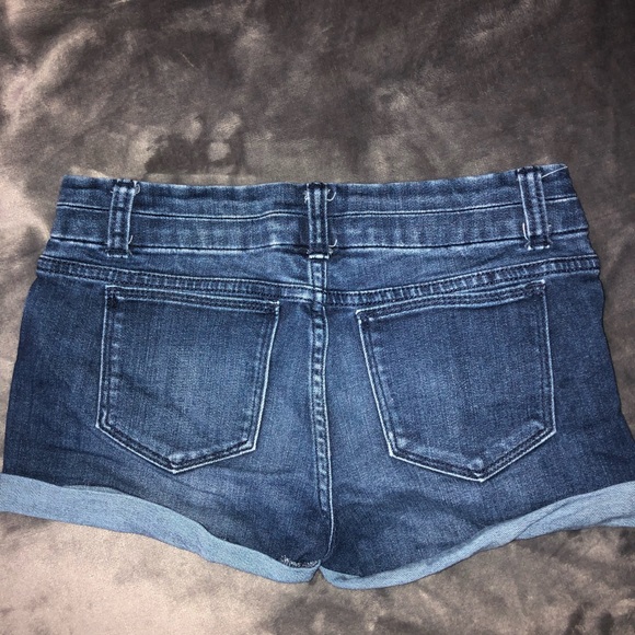 Jean Shorts - Picture 2 of 3